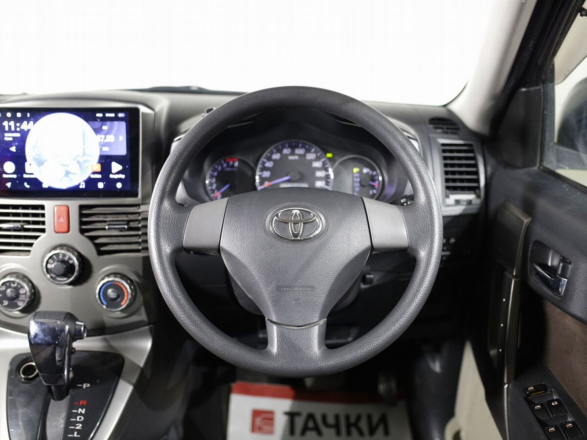 Toyota Rush 2011 - фото автомобиля