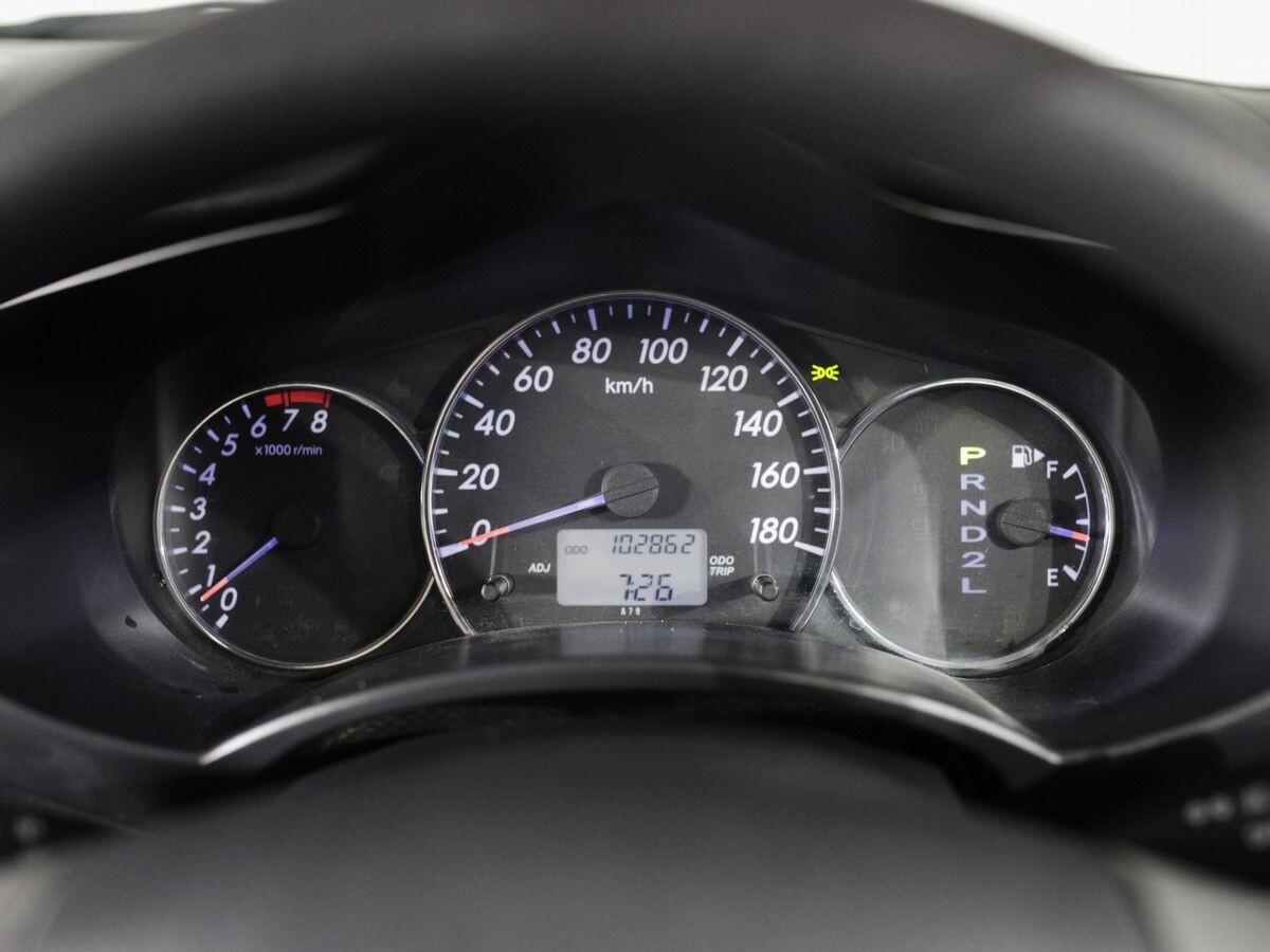 Toyota Rush 2011 - фото автомобиля