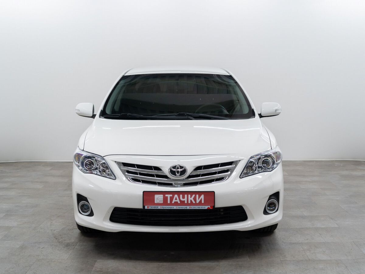 Toyota Corolla 2011 - фото автомобиля