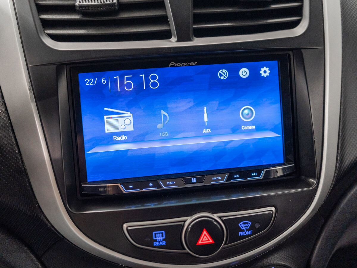Hyundai Solaris 2014 - фото автомобиля