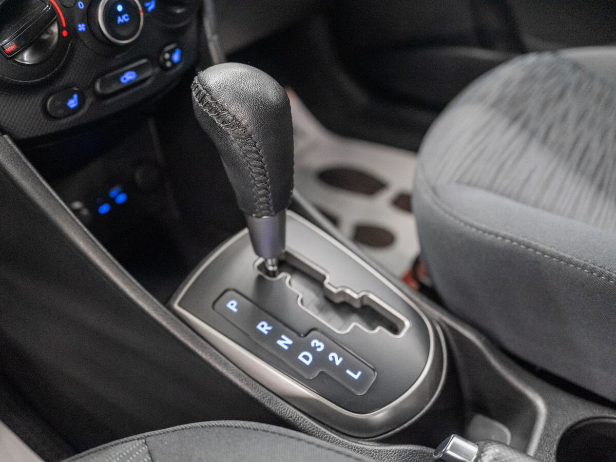 Hyundai Solaris 2014 - фото автомобиля