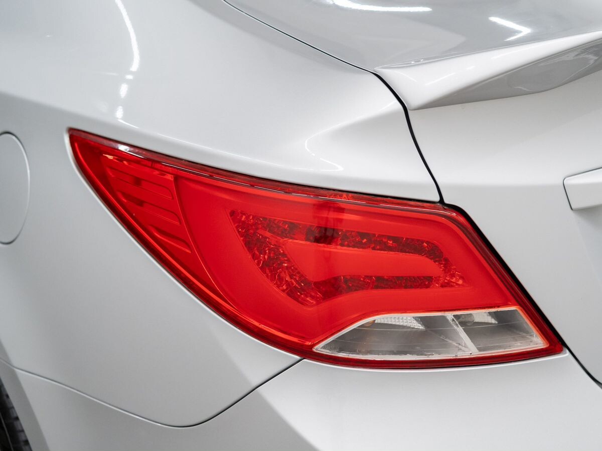 Hyundai Solaris 2014 - фото автомобиля