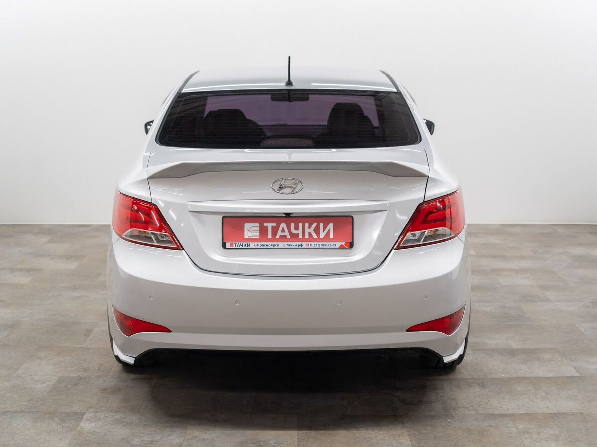 Hyundai Solaris 2014 - фото автомобиля
