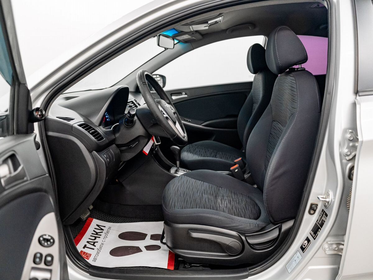 Hyundai Solaris 2014 - фото автомобиля