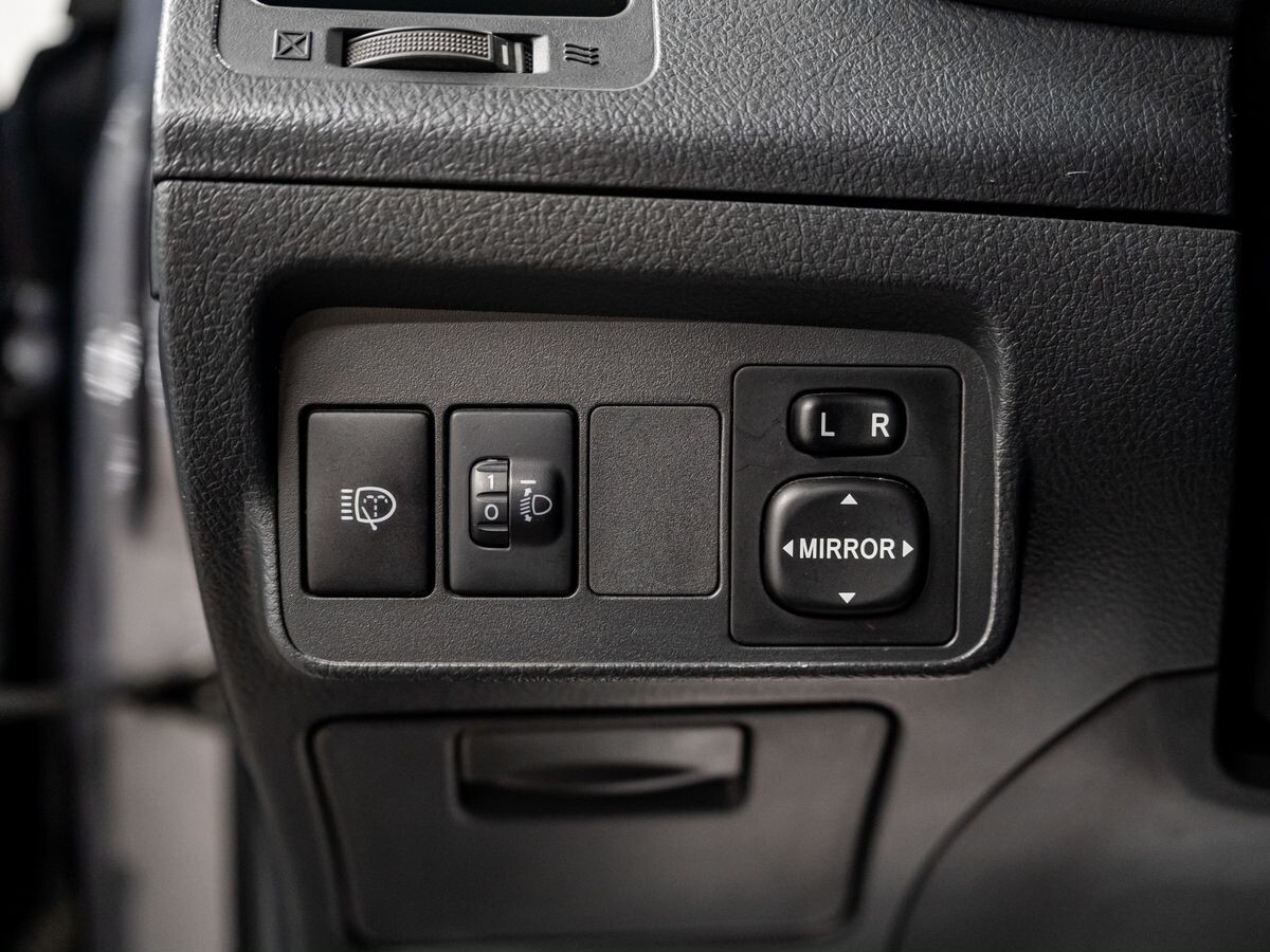 Toyota Corolla 2009 - фото автомобиля