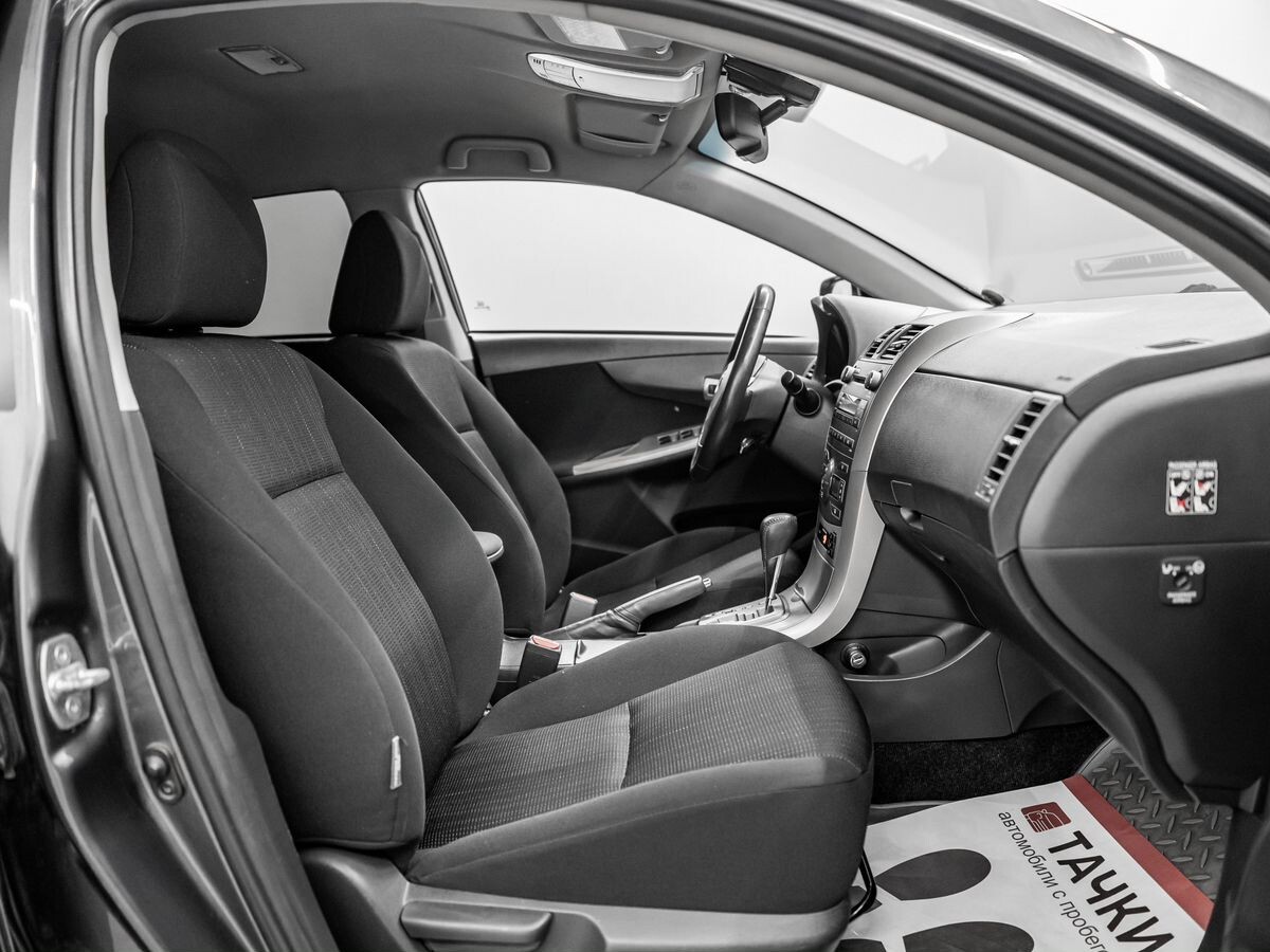 Toyota Corolla 2009 - фото автомобиля
