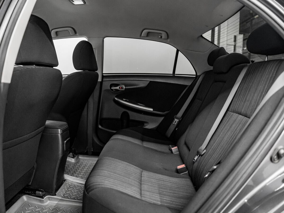 Toyota Corolla 2009 - фото автомобиля