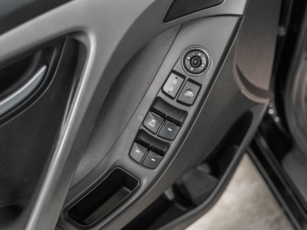 Hyundai Elantra 2014 - фото автомобиля