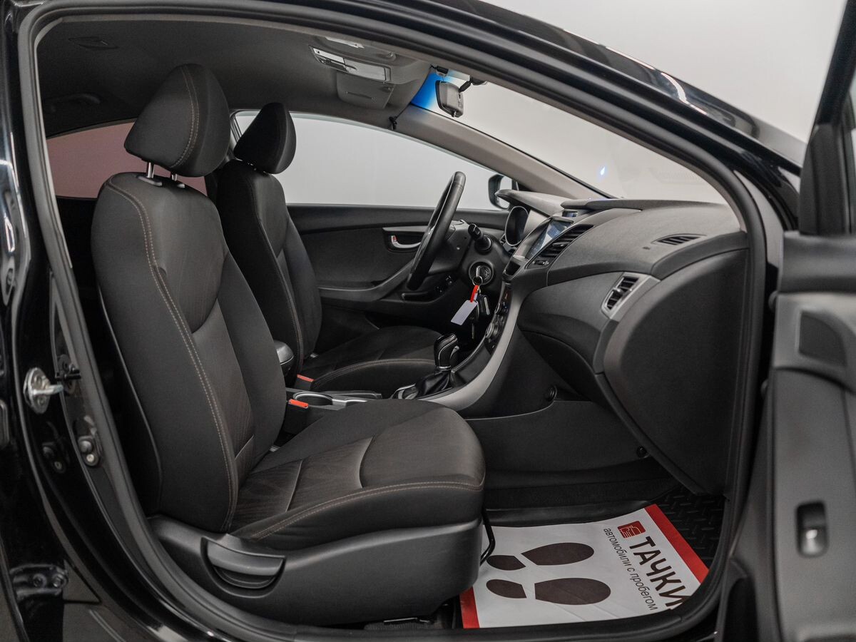 Hyundai Elantra 2014 - фото автомобиля