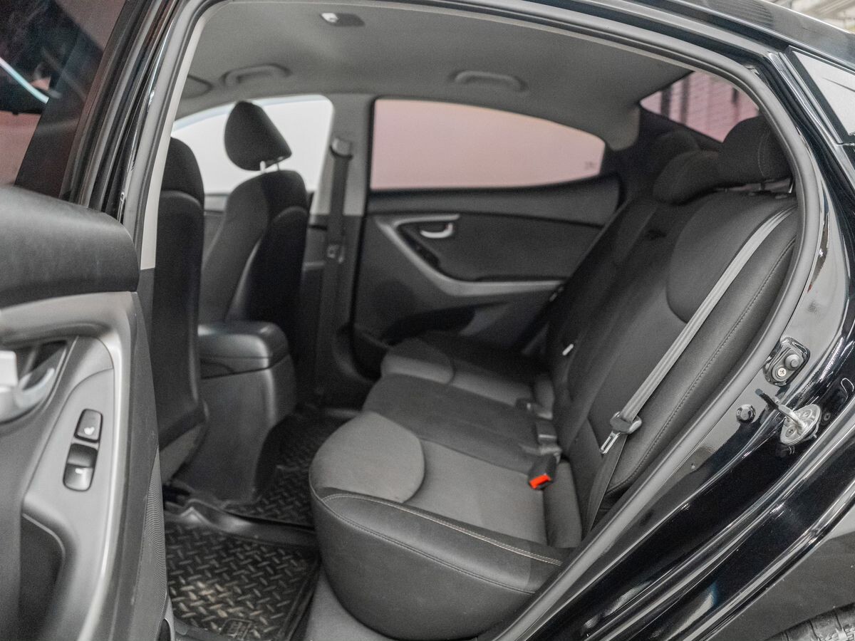 Hyundai Elantra 2014 - фото автомобиля