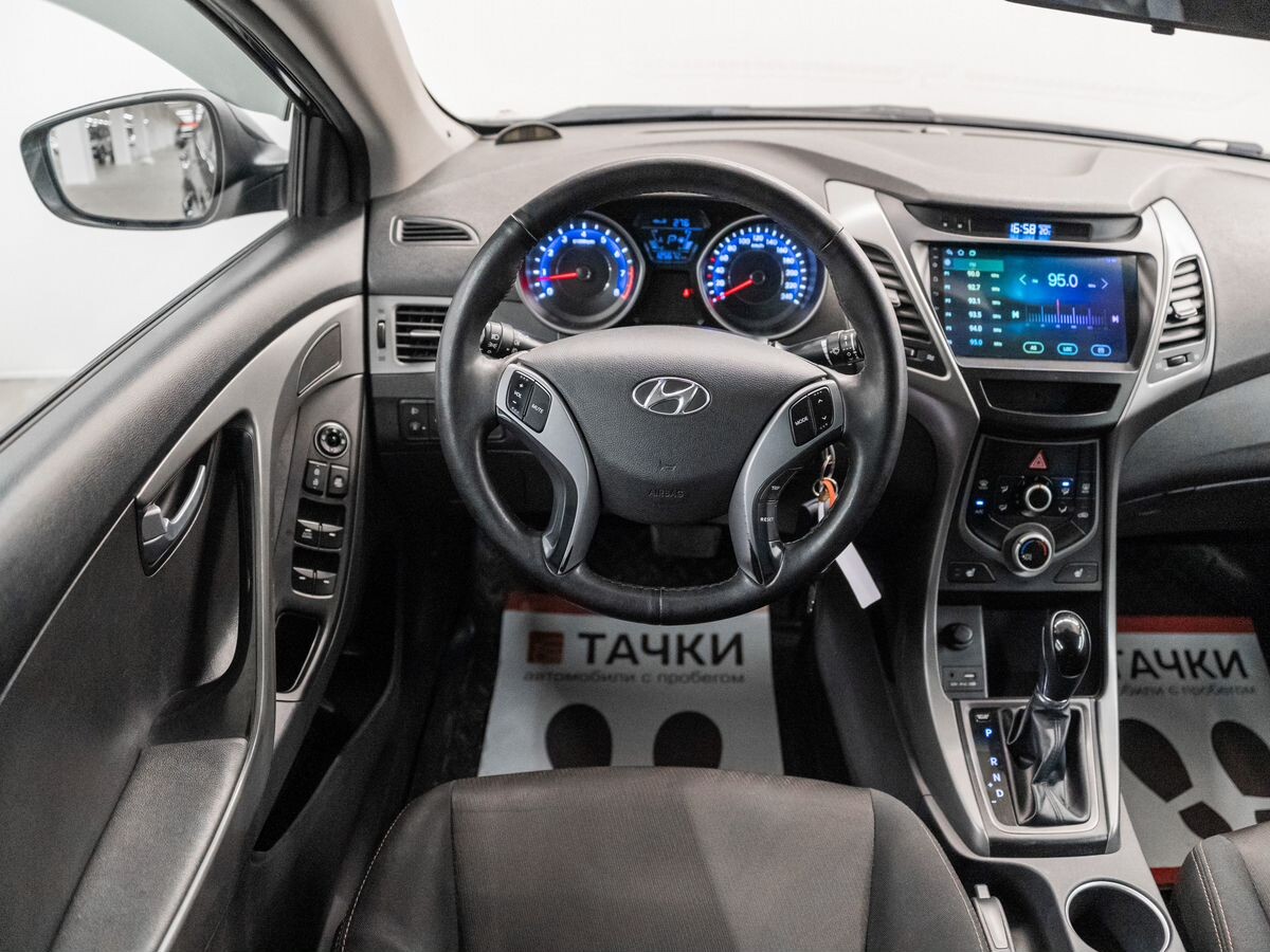 Hyundai Elantra 2014 - фото автомобиля