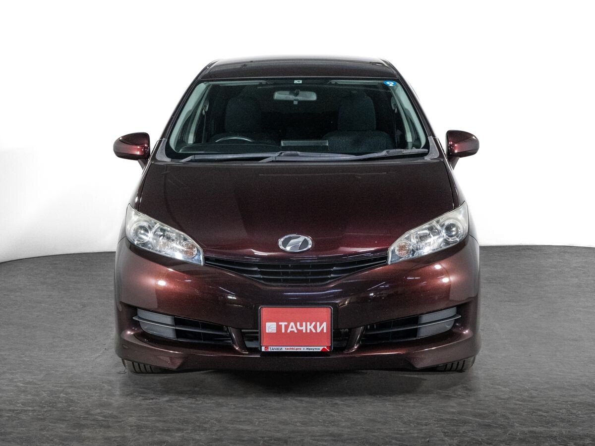 Toyota Wish 2011 - фото автомобиля