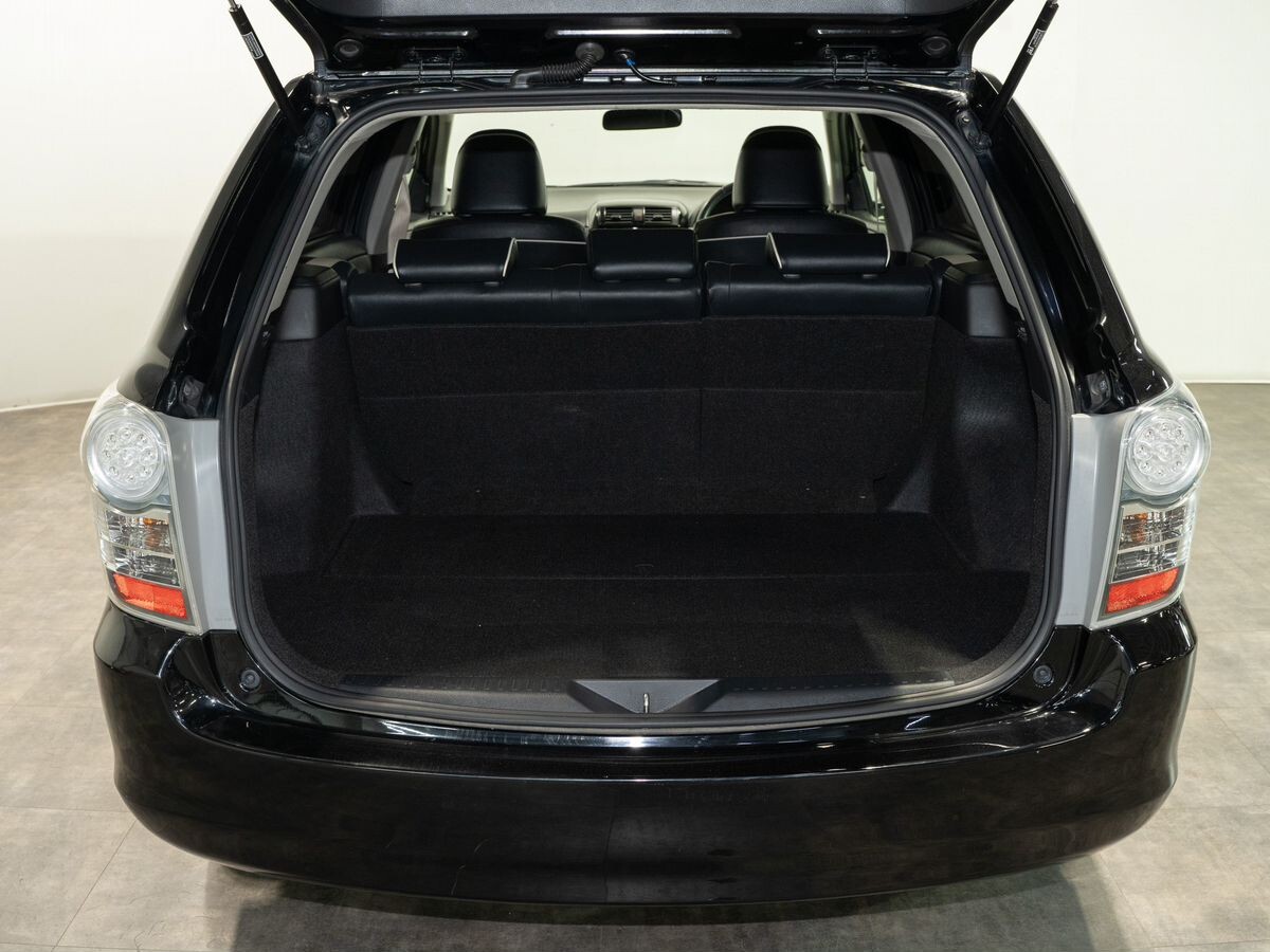 Toyota Corolla Fielder 2010 - фото автомобиля