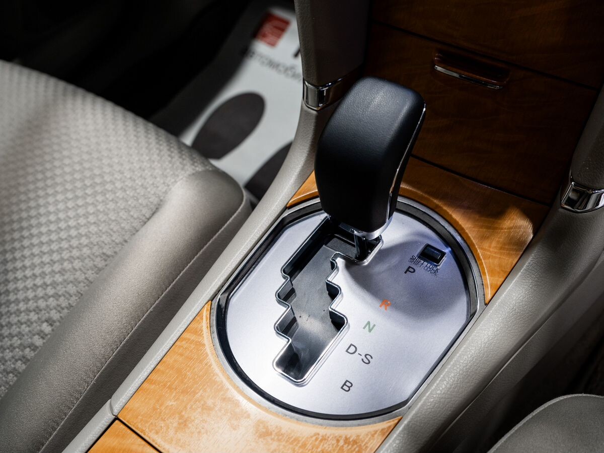 Toyota Premio 2007 - фото автомобиля