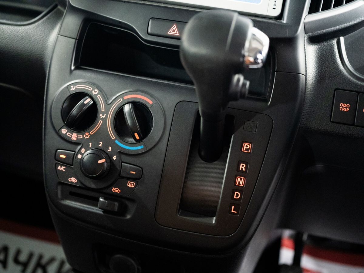 Suzuki Solio 2017 - фото автомобиля