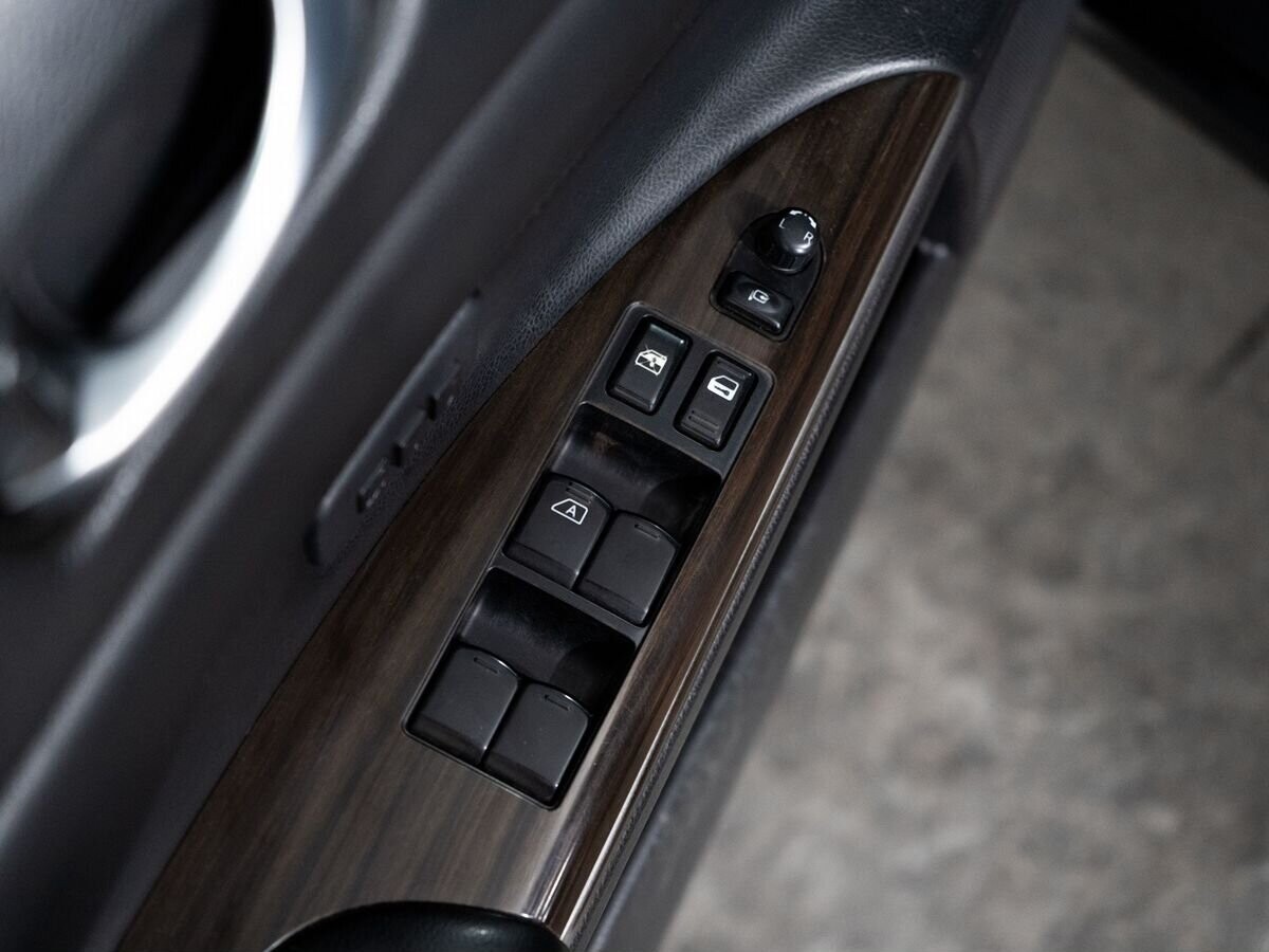 Nissan Teana 2011 - фото автомобиля