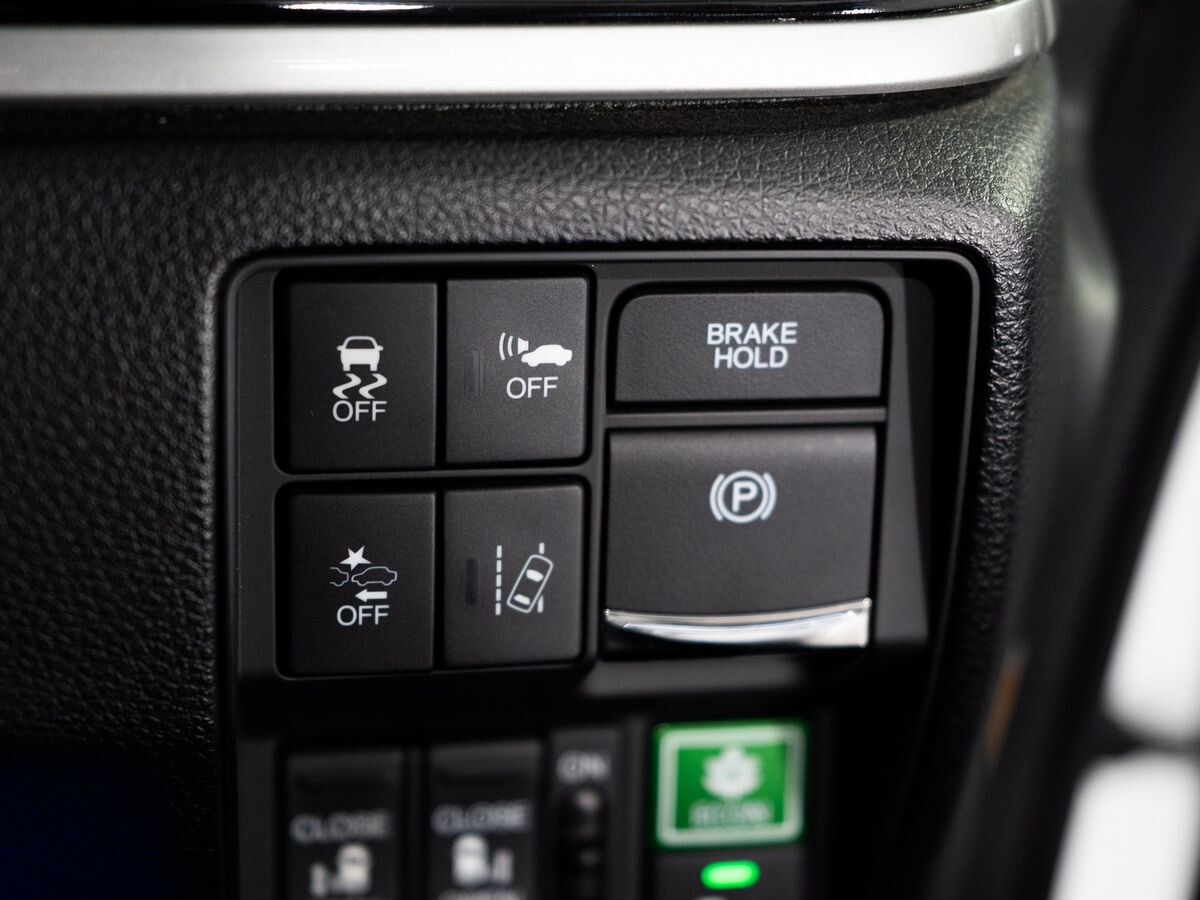 Honda Odyssey 2018 - фото автомобиля