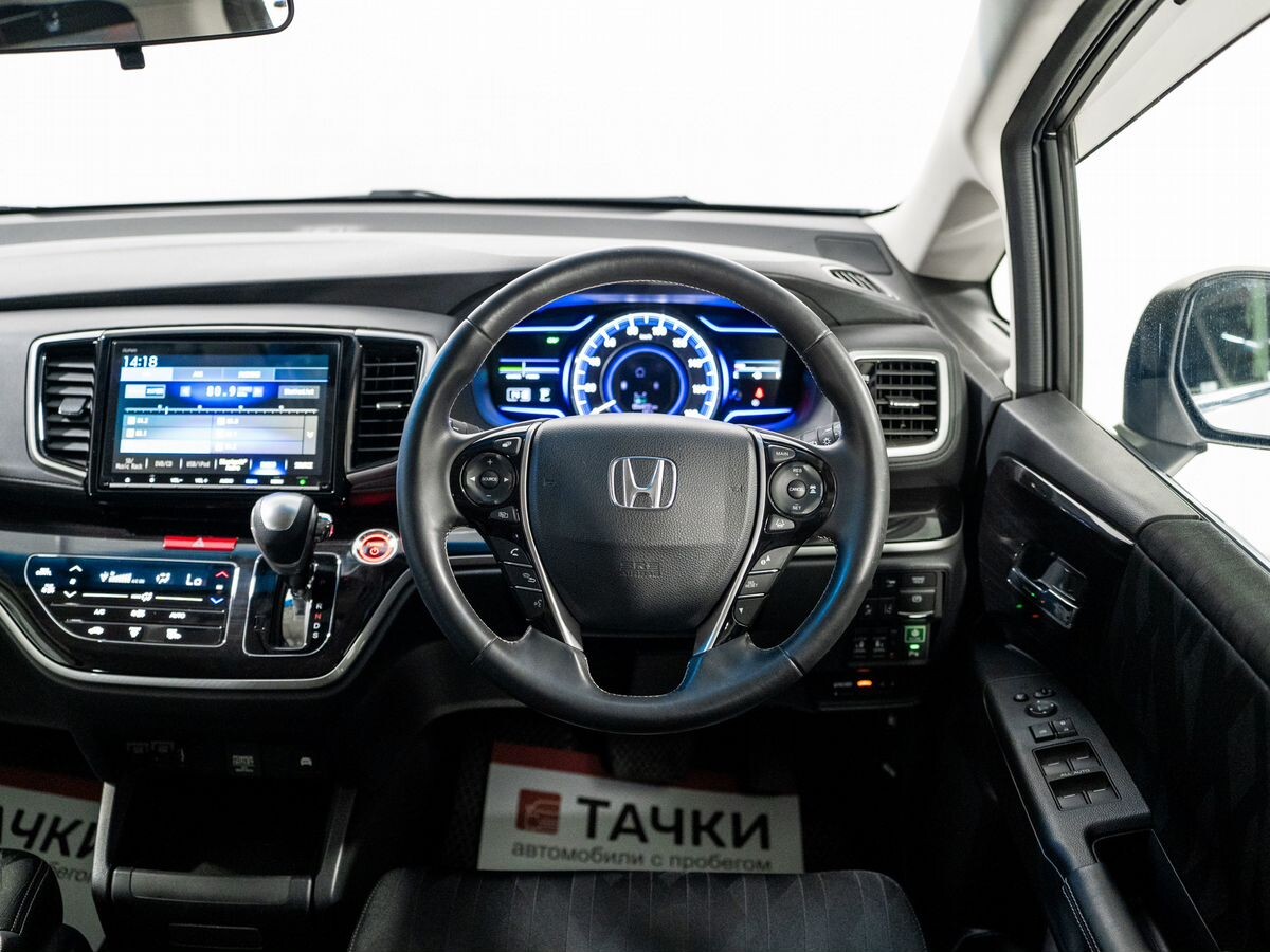 Honda Odyssey 2018 - фото автомобиля
