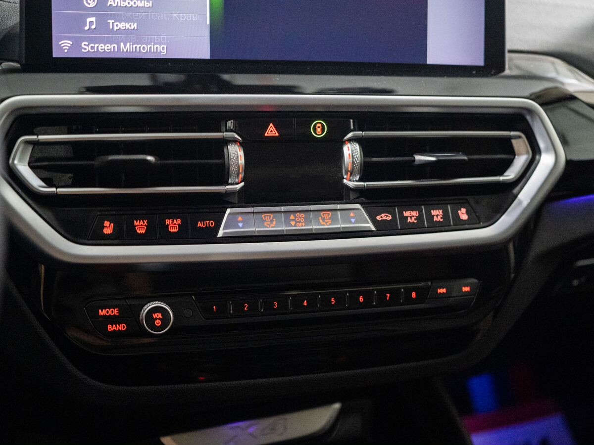 BMW X4 2021 - фото автомобиля