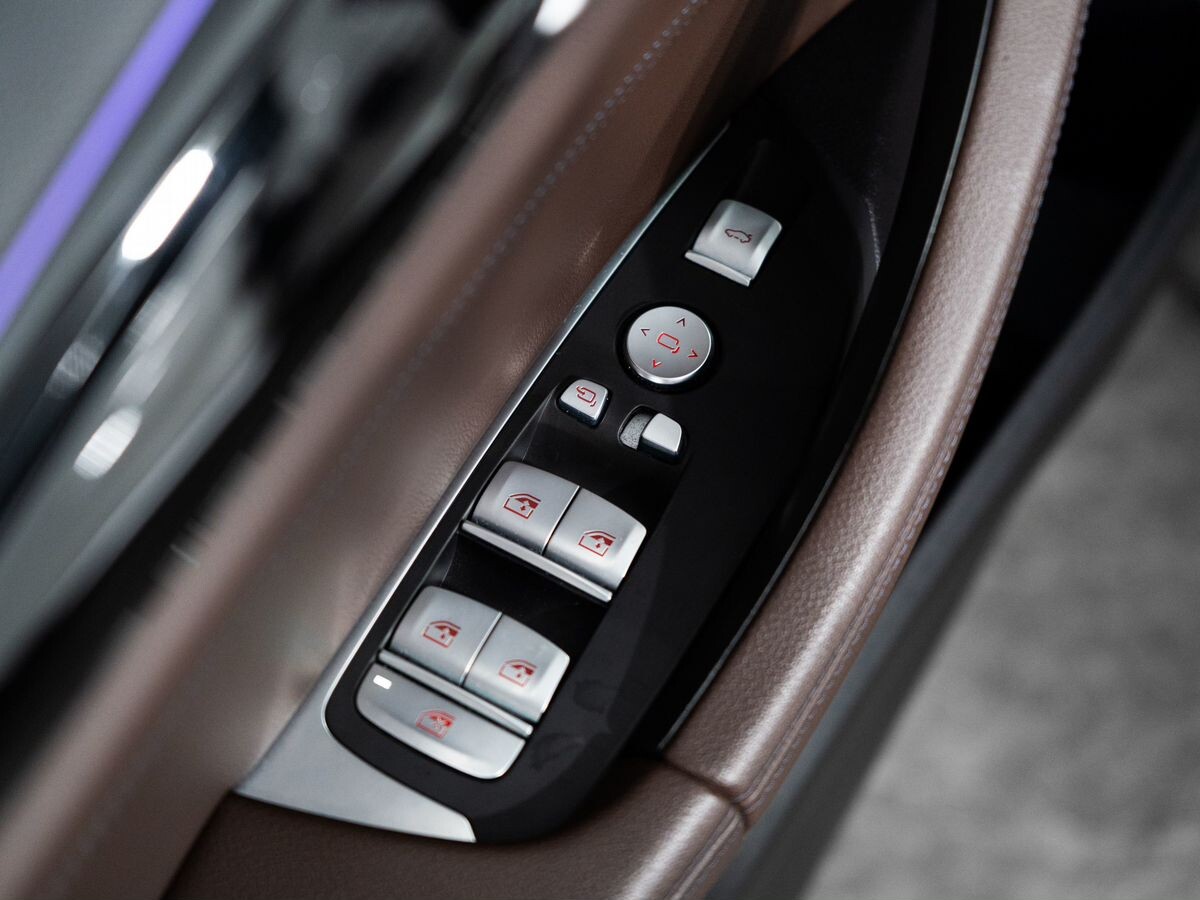BMW X4 2021 - фото автомобиля