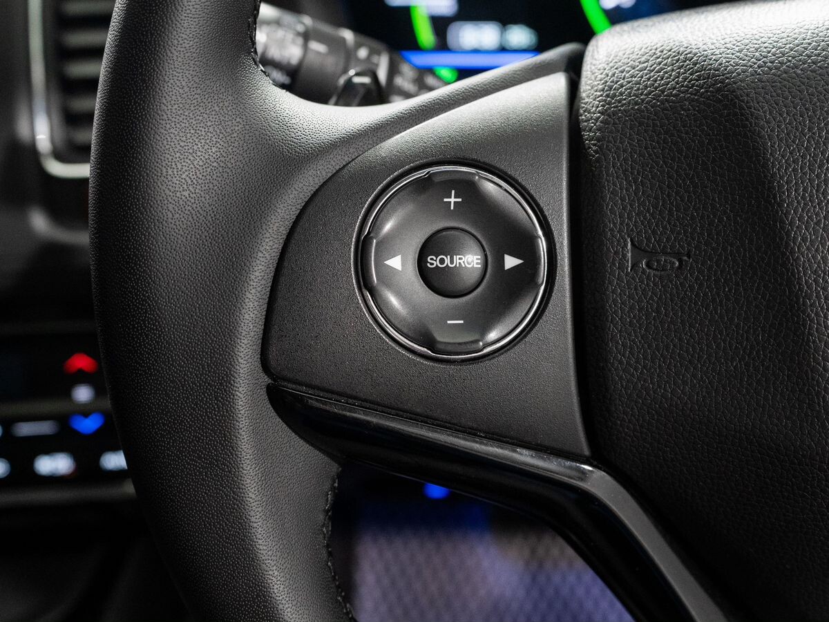 Honda Vezel 2015 - фото автомобиля