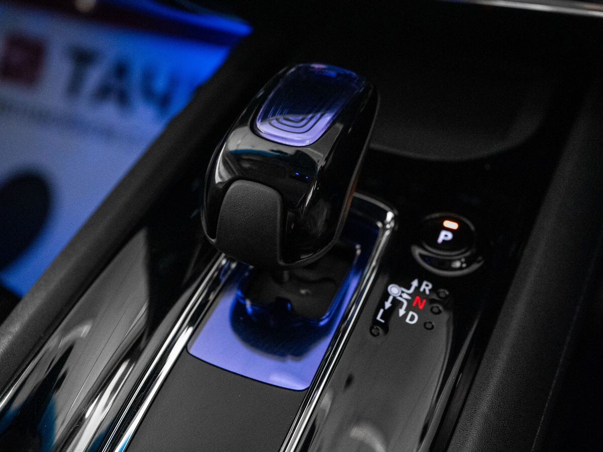 Honda Vezel 2015 - фото автомобиля