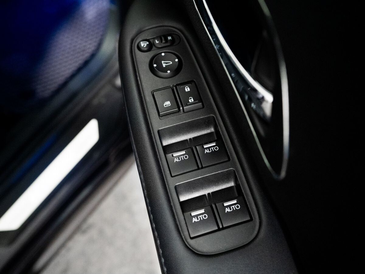Honda Vezel 2015 - фото автомобиля