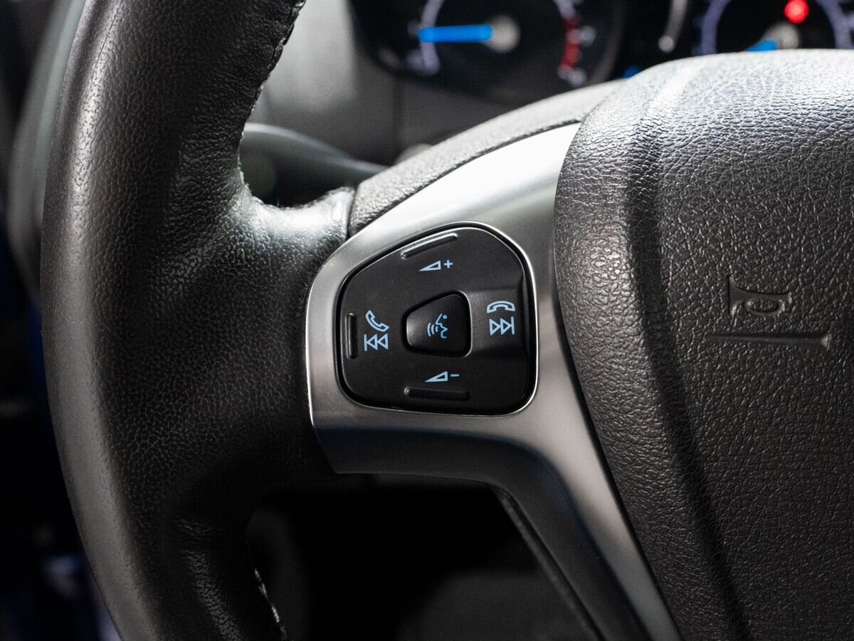 Ford EcoSport 2018 - фото автомобиля