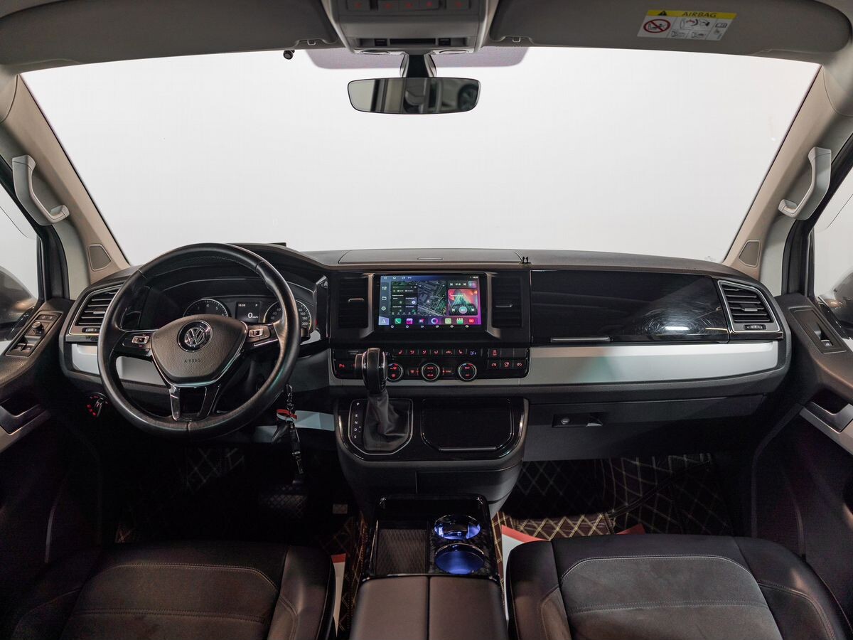 Volkswagen Multivan 2016 - фото автомобиля