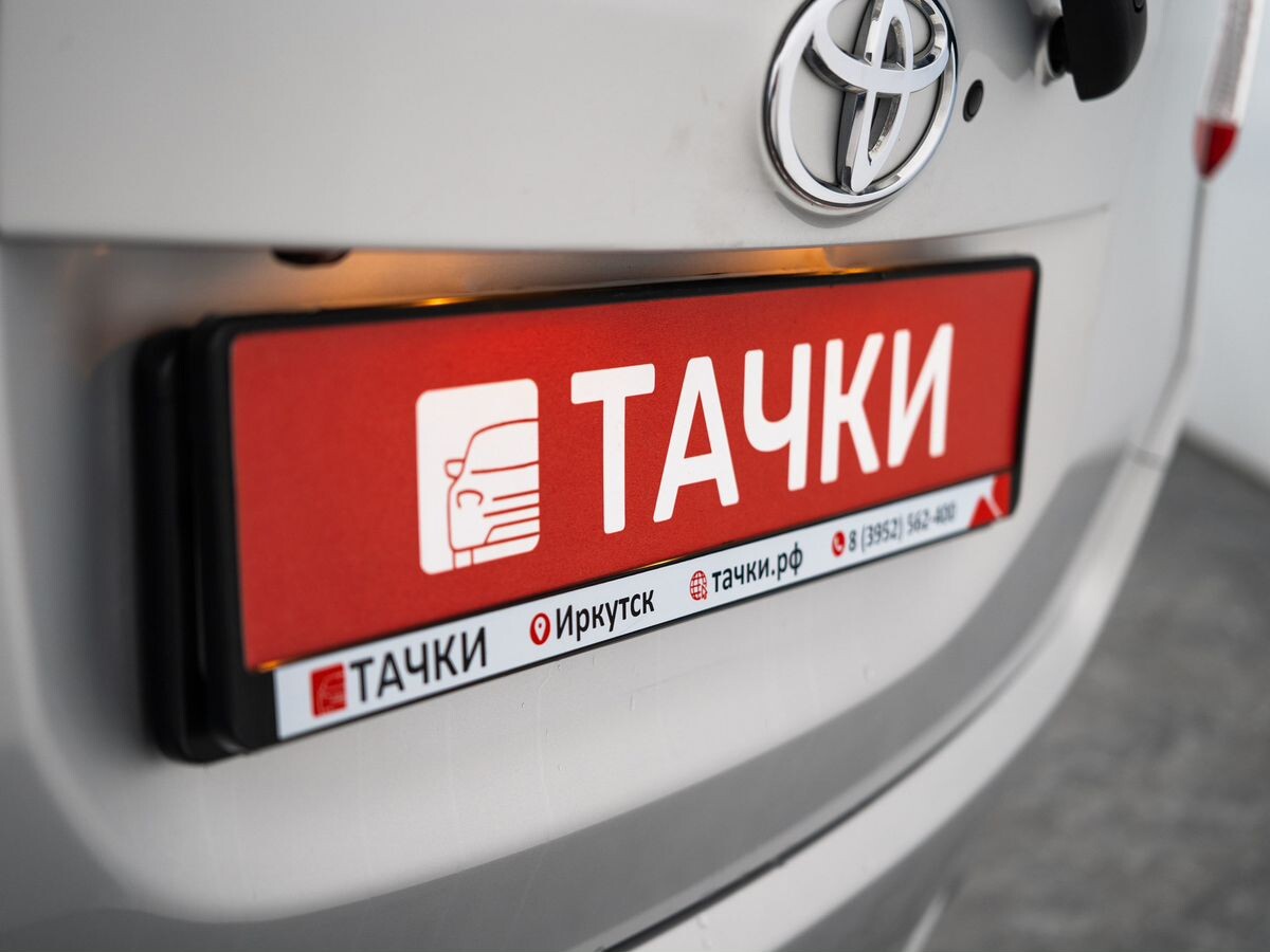 Toyota Passo Sette 2009 - фото автомобиля