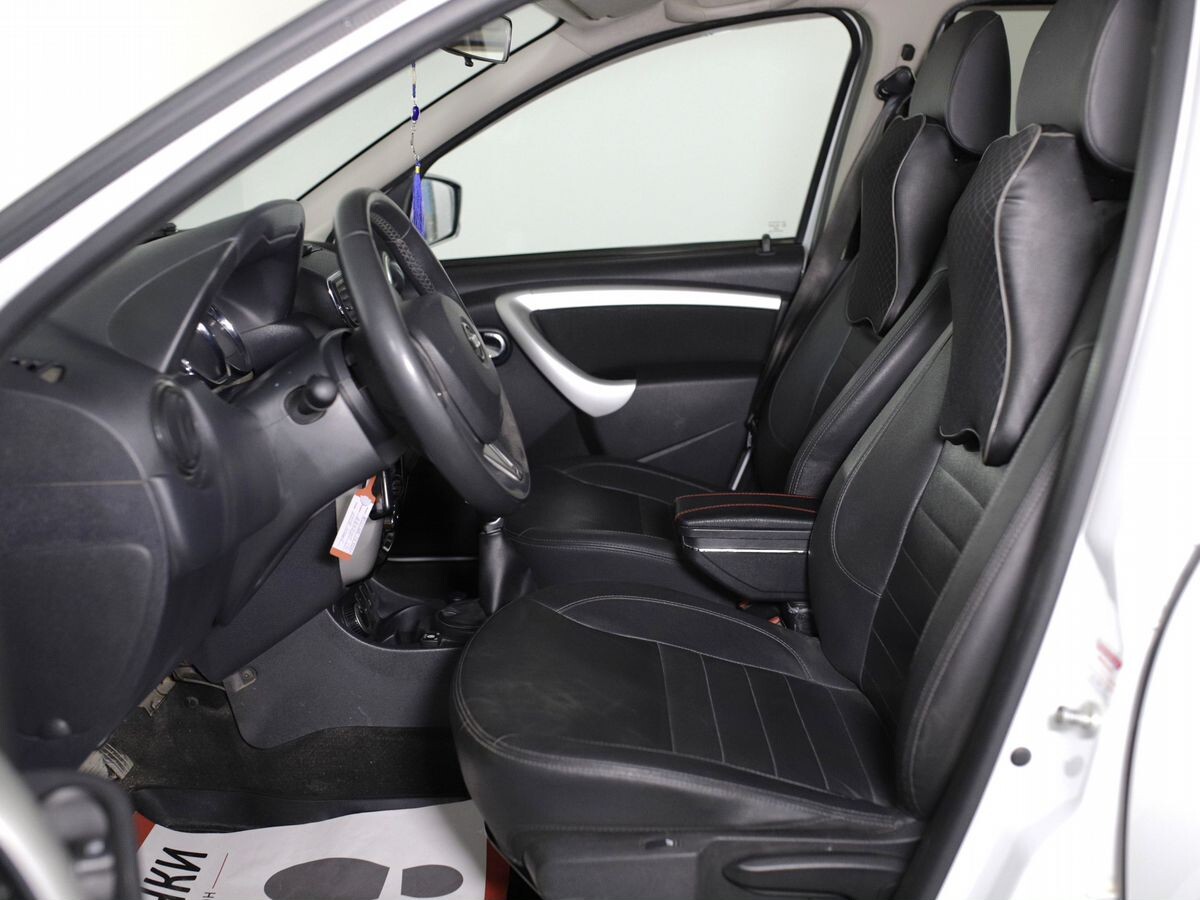 Nissan Terrano 2018 - фото автомобиля
