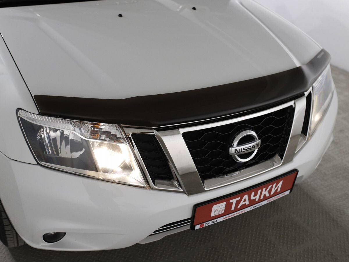 Nissan Terrano 2018 - фото автомобиля