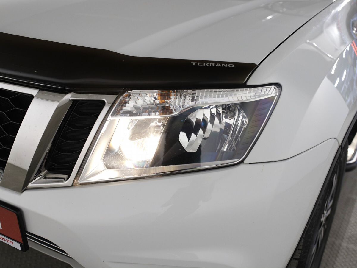 Nissan Terrano 2018 - фото автомобиля