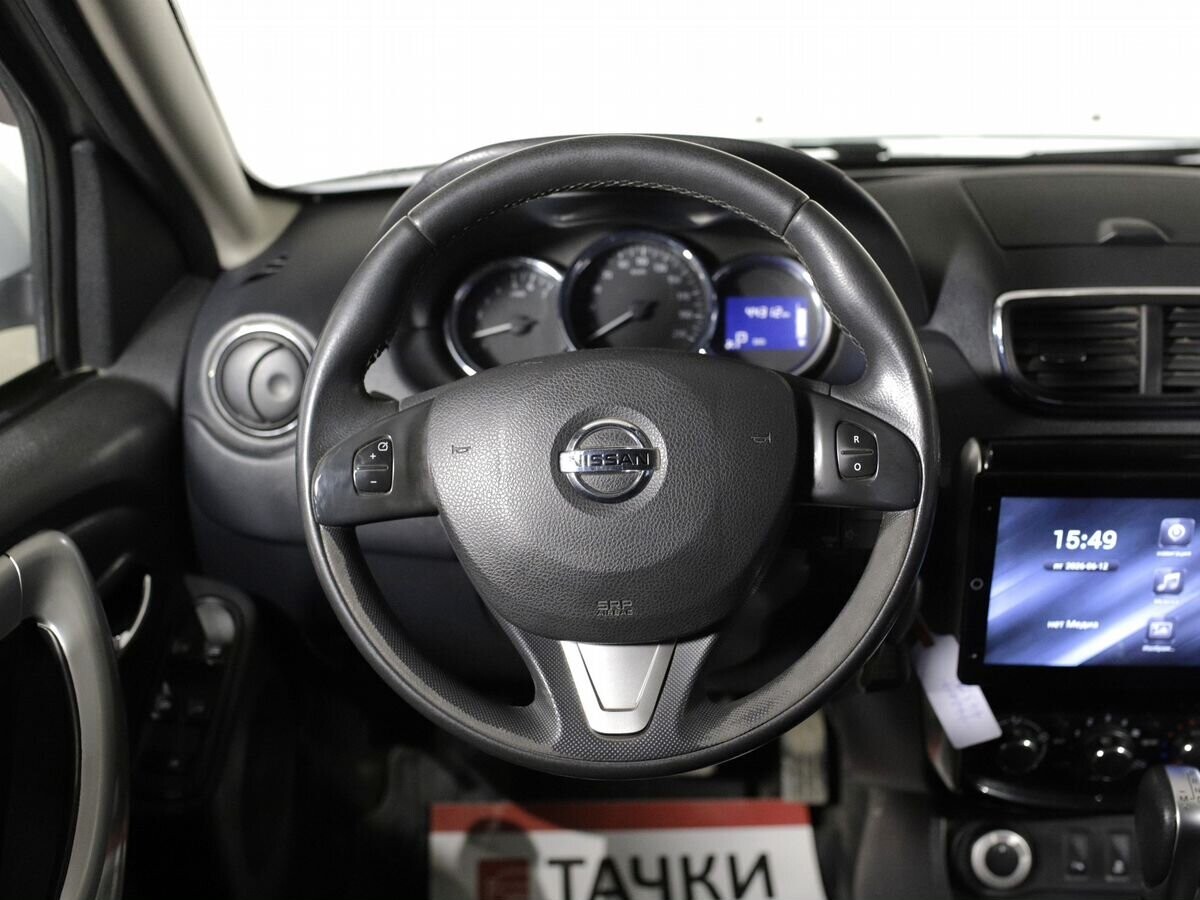 Nissan Terrano 2018 - фото автомобиля