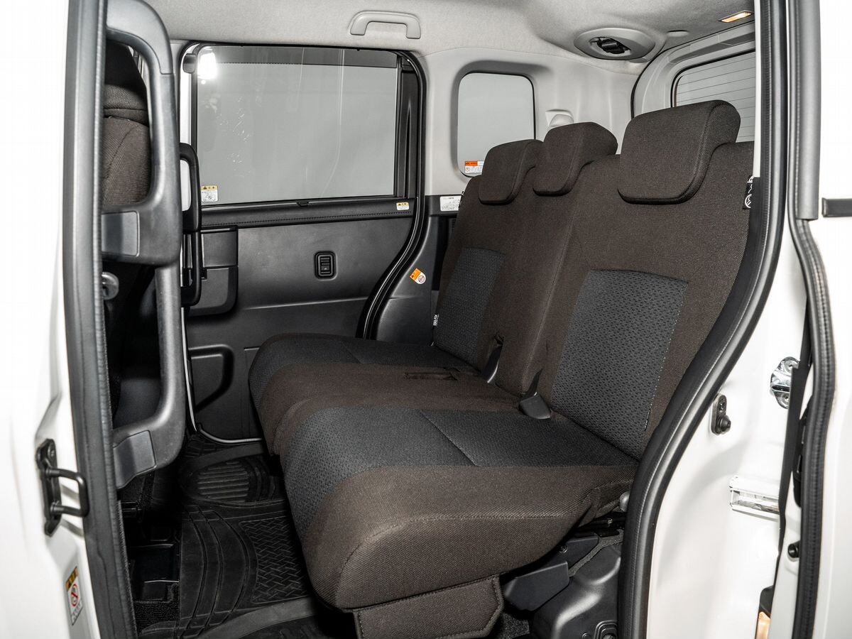 Toyota Roomy 2020 - фото автомобиля