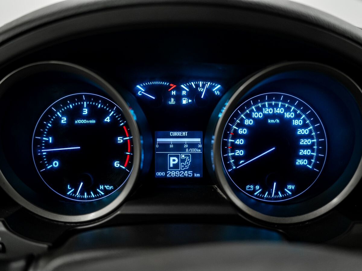 Toyota Land Cruiser 2008 - фото автомобиля