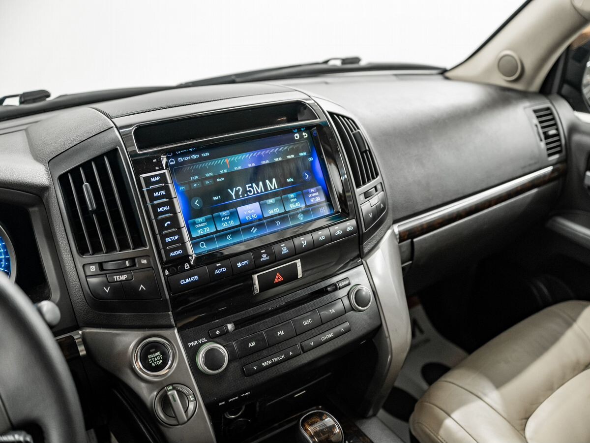 Toyota Land Cruiser 2008 - фото автомобиля