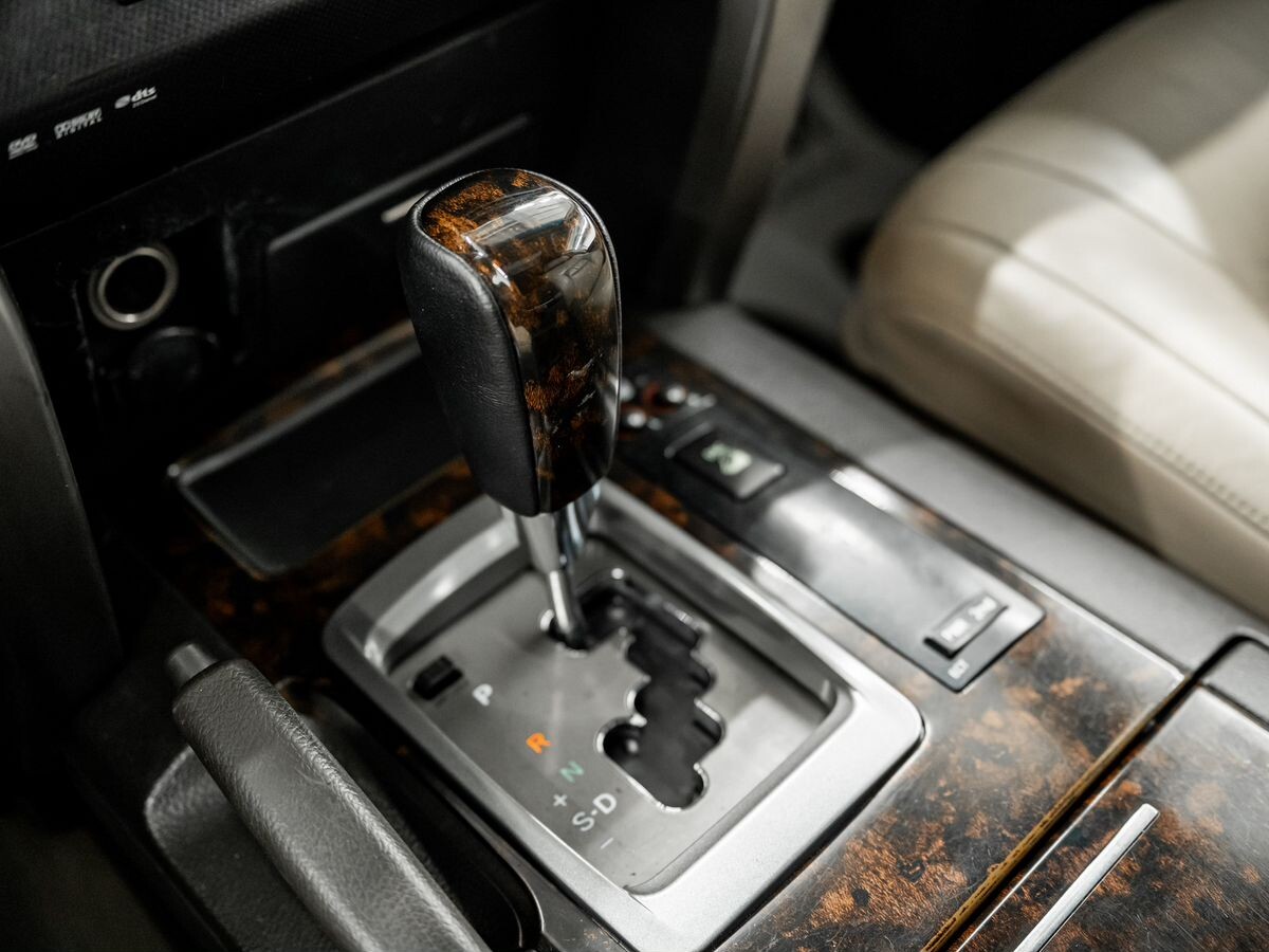 Toyota Land Cruiser 2008 - фото автомобиля