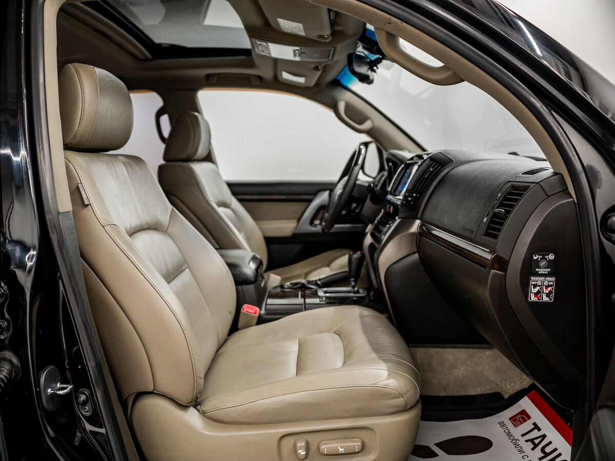 Toyota Land Cruiser 2008 - фото автомобиля