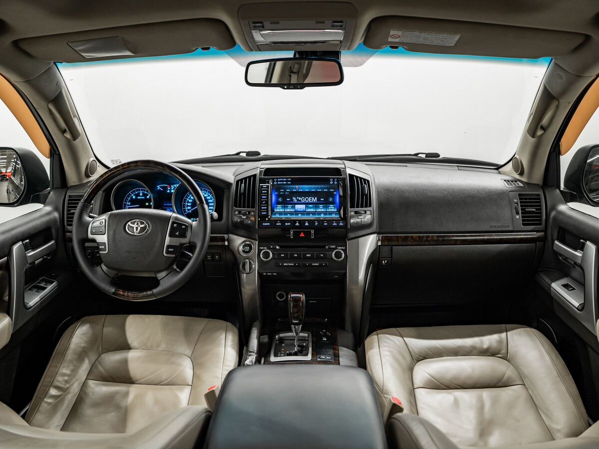 Toyota Land Cruiser 2008 - фото автомобиля