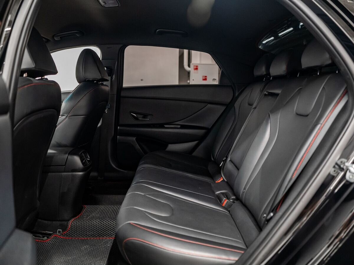Hyundai Avante 2021 - фото автомобиля