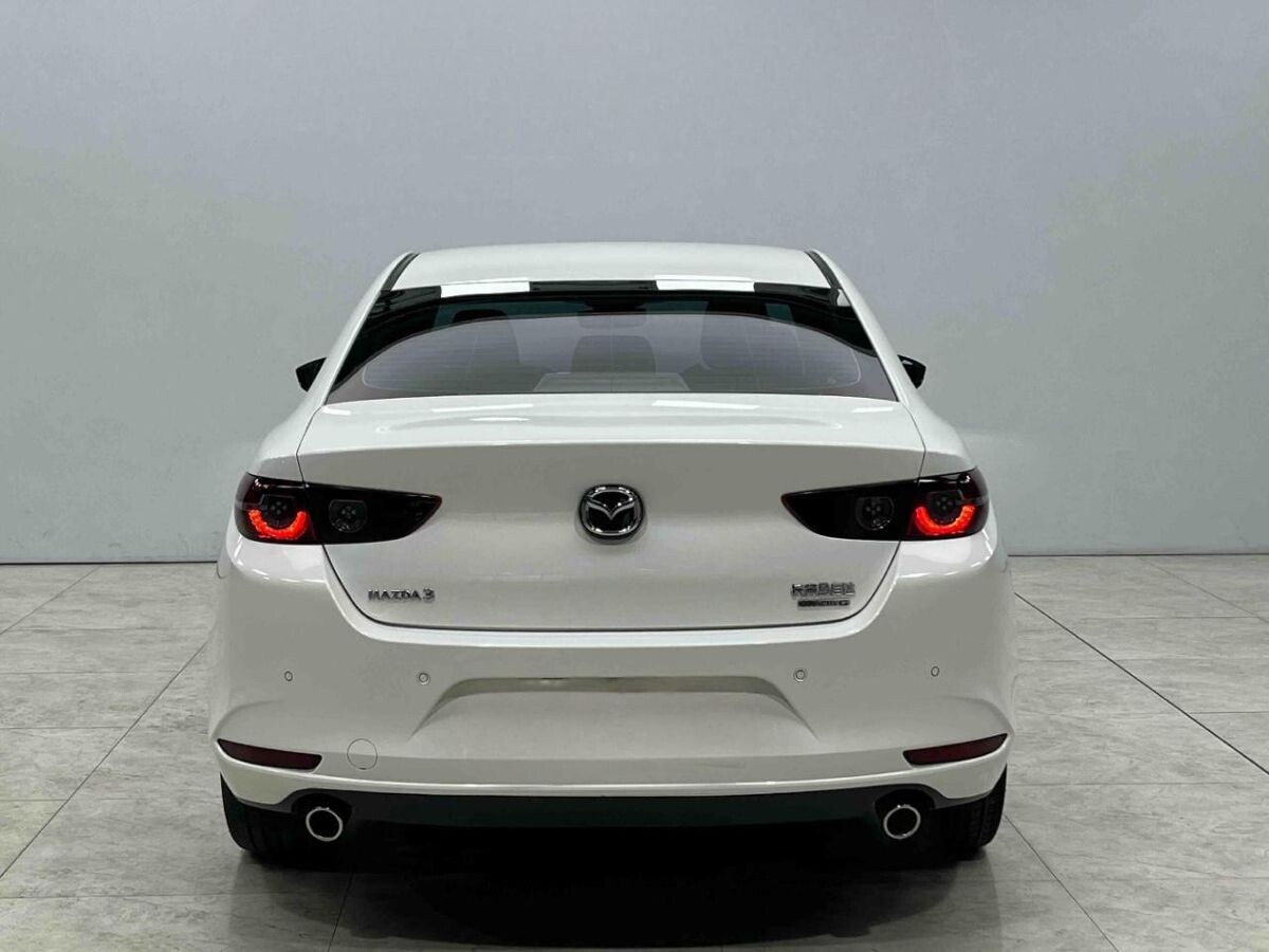 Mazda Mazda3 2022 - фото автомобиля