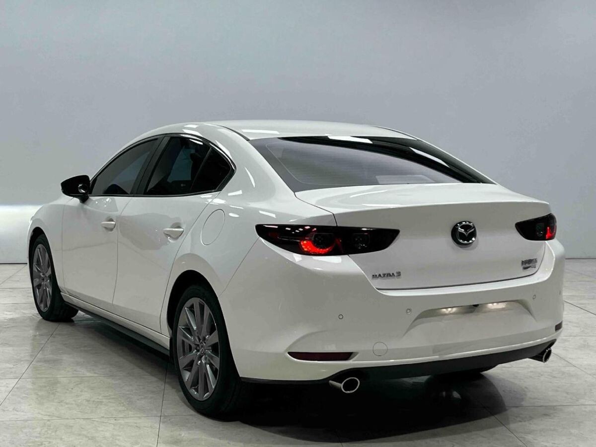 Mazda Mazda3 2022 - фото автомобиля