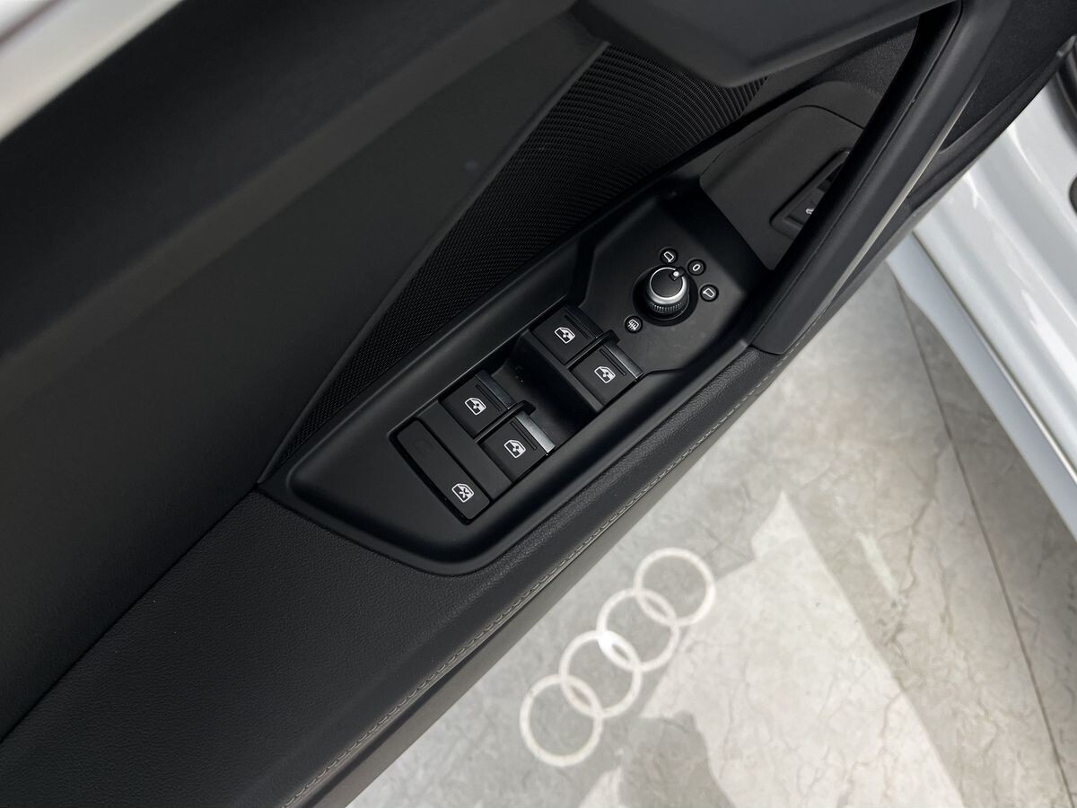 Audi A3 2022 - фото автомобиля