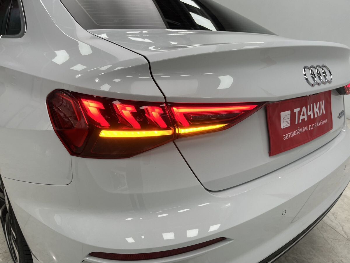 Audi A3 2022 - фото автомобиля
