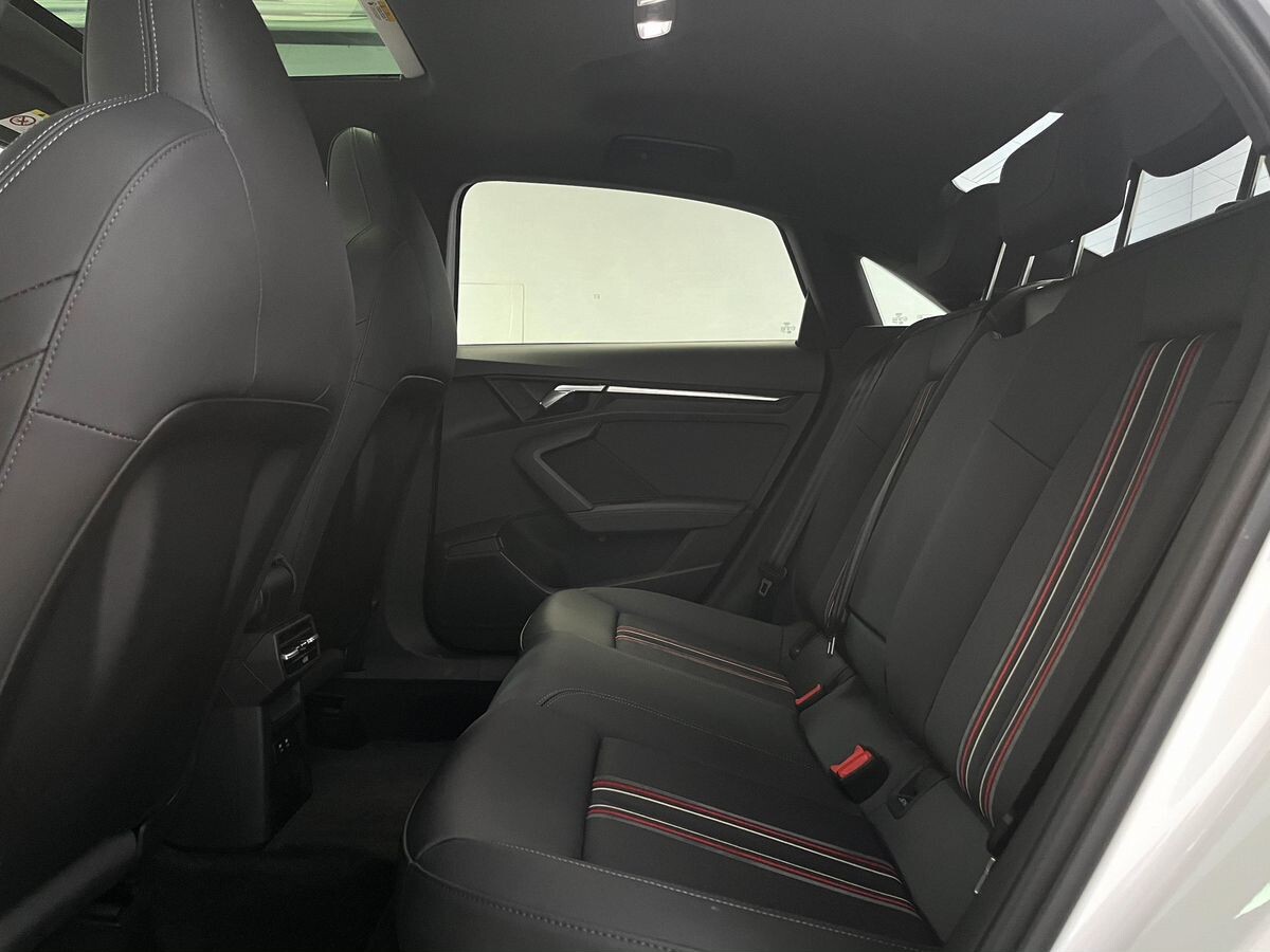 Audi A3 2022 - фото автомобиля