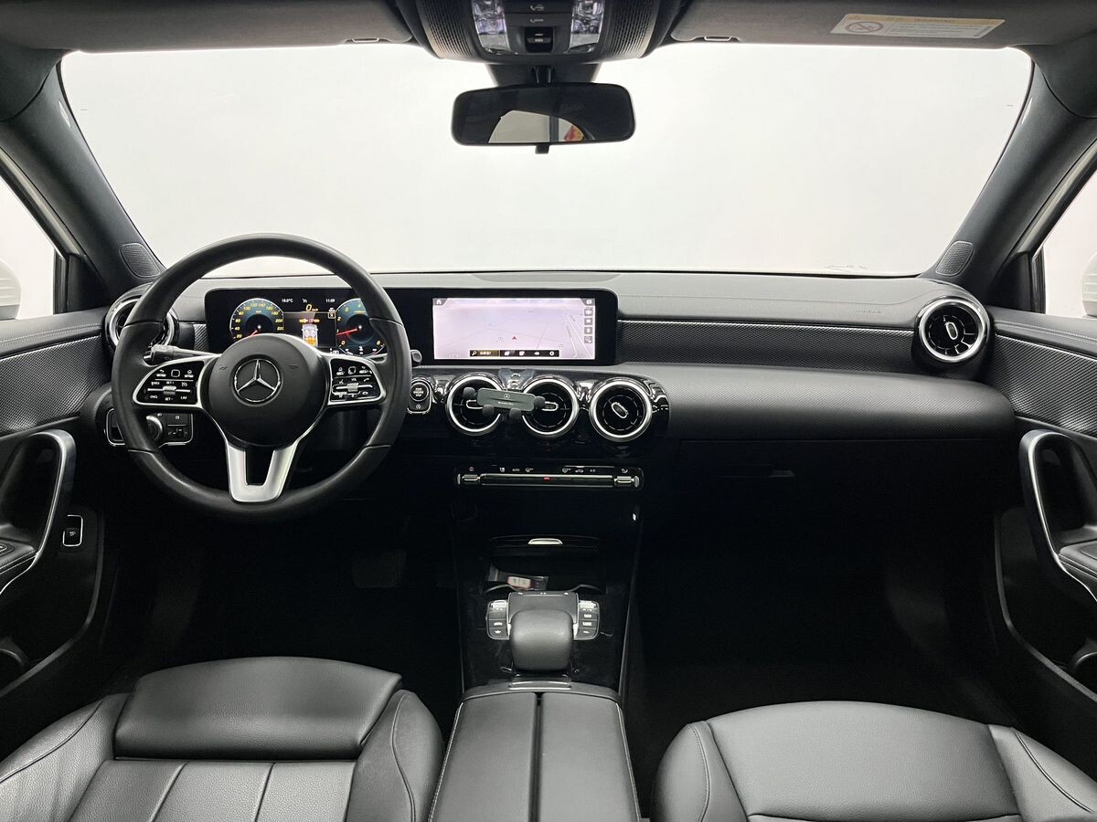 Mercedes-Benz A-Class 2022 - фото автомобиля