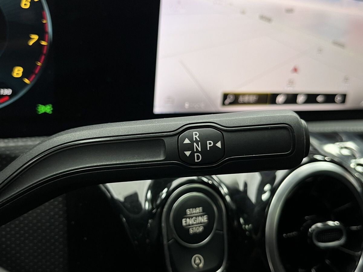 Mercedes-Benz A-Class 2022 - фото автомобиля