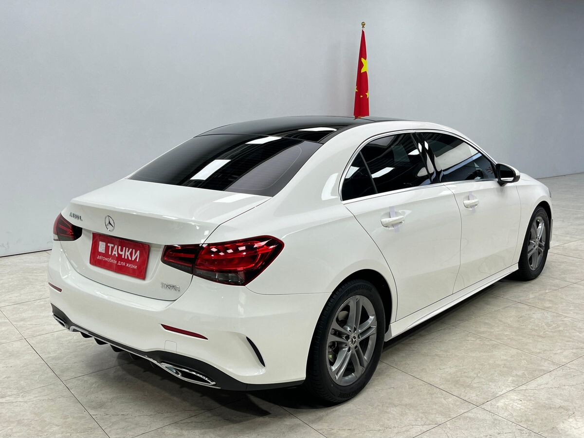 Mercedes-Benz A-Class 2022 - фото автомобиля