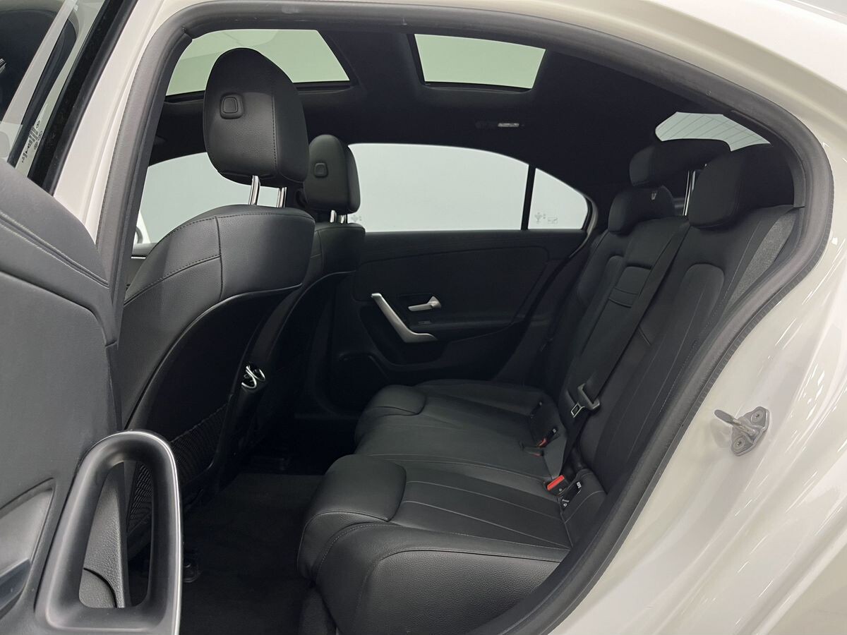 Mercedes-Benz A-Class 2022 - фото автомобиля